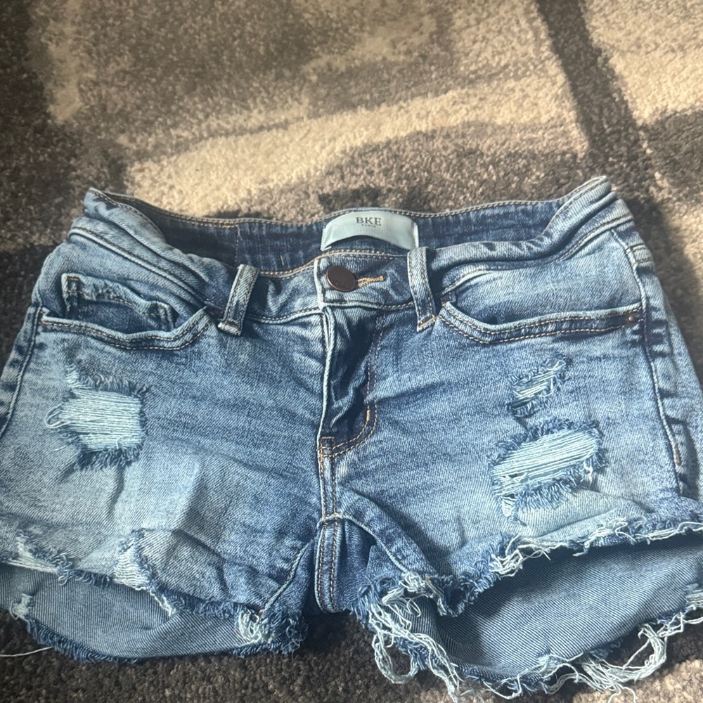 BKE Low rise Stella Distressed Women's Denim Shorts from Buckle
